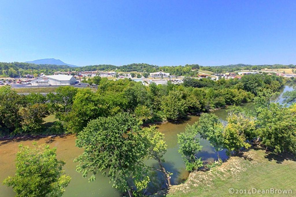 River Crossing #405 Pigeon Forge Luaran gambar